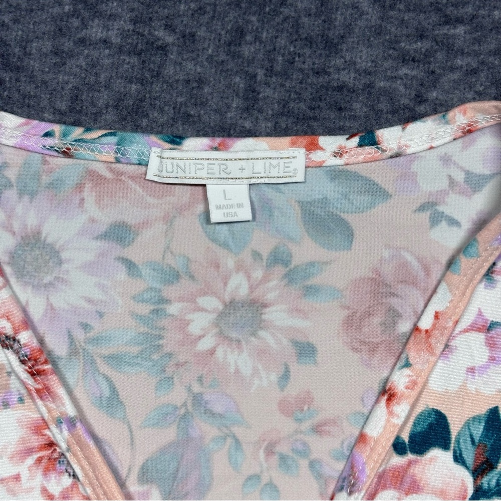 Floral Knot-Front V-Neck Blouse - Picture 6 of 12